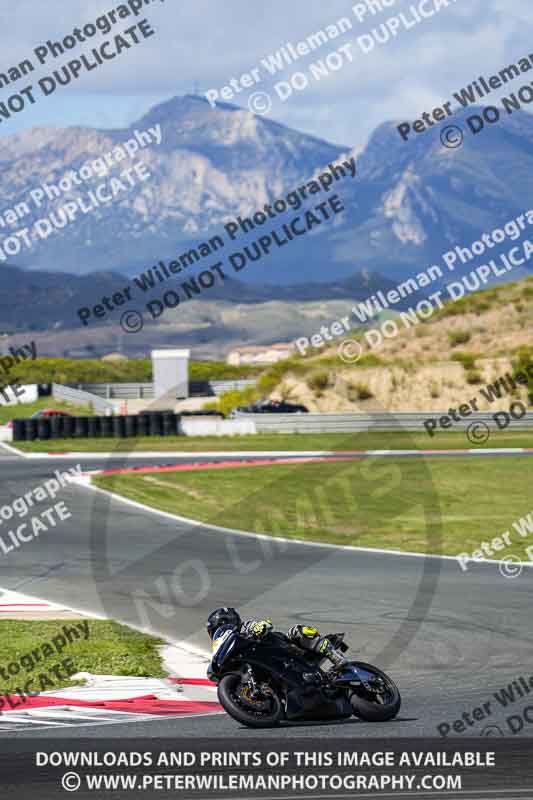 Circuito de Navarra;Spain;event digital images;motorbikes;no limits;peter wileman photography;trackday;trackday digital images